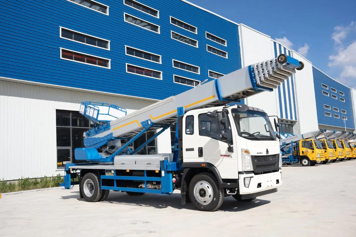 庆云出租云梯车高空作业车 建筑垃圾搬运