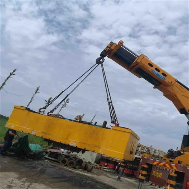 庆云随车吊吊集装箱怎么吊